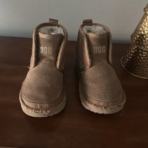 Ugg toddler neumel ez-fit boots